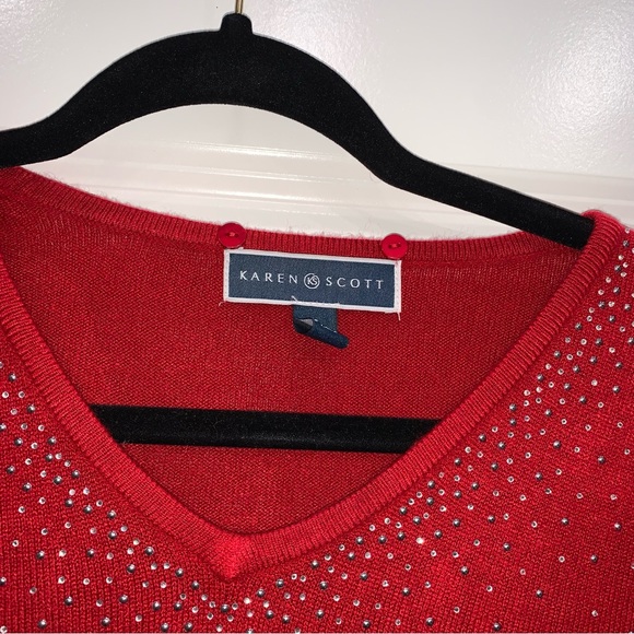 KAREN SCOTT red 🍒V-Neck sweater with Rhinestones size small - Picture 6 of 9